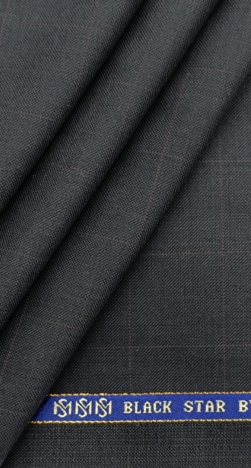 Mittal & Sons की Luxury शेल्फ़ से Super 120s Fine Wool Rich सूटिंग का असली स्वॉच